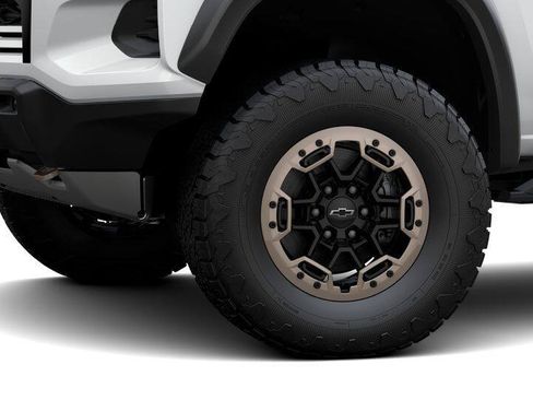 New 2026 Chevrolet Colorado ZR2 w/ Technology Package AWD/4WD image 29