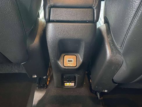 Used 2021 Jeep Renegade Limited w/ Trailer Tow Group AWD/4WD image 13