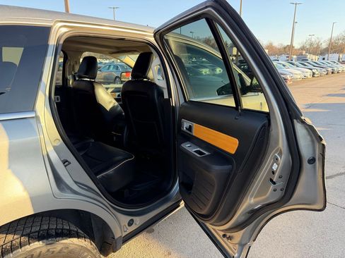 Used 2008 Lincoln MKX AWD image 9