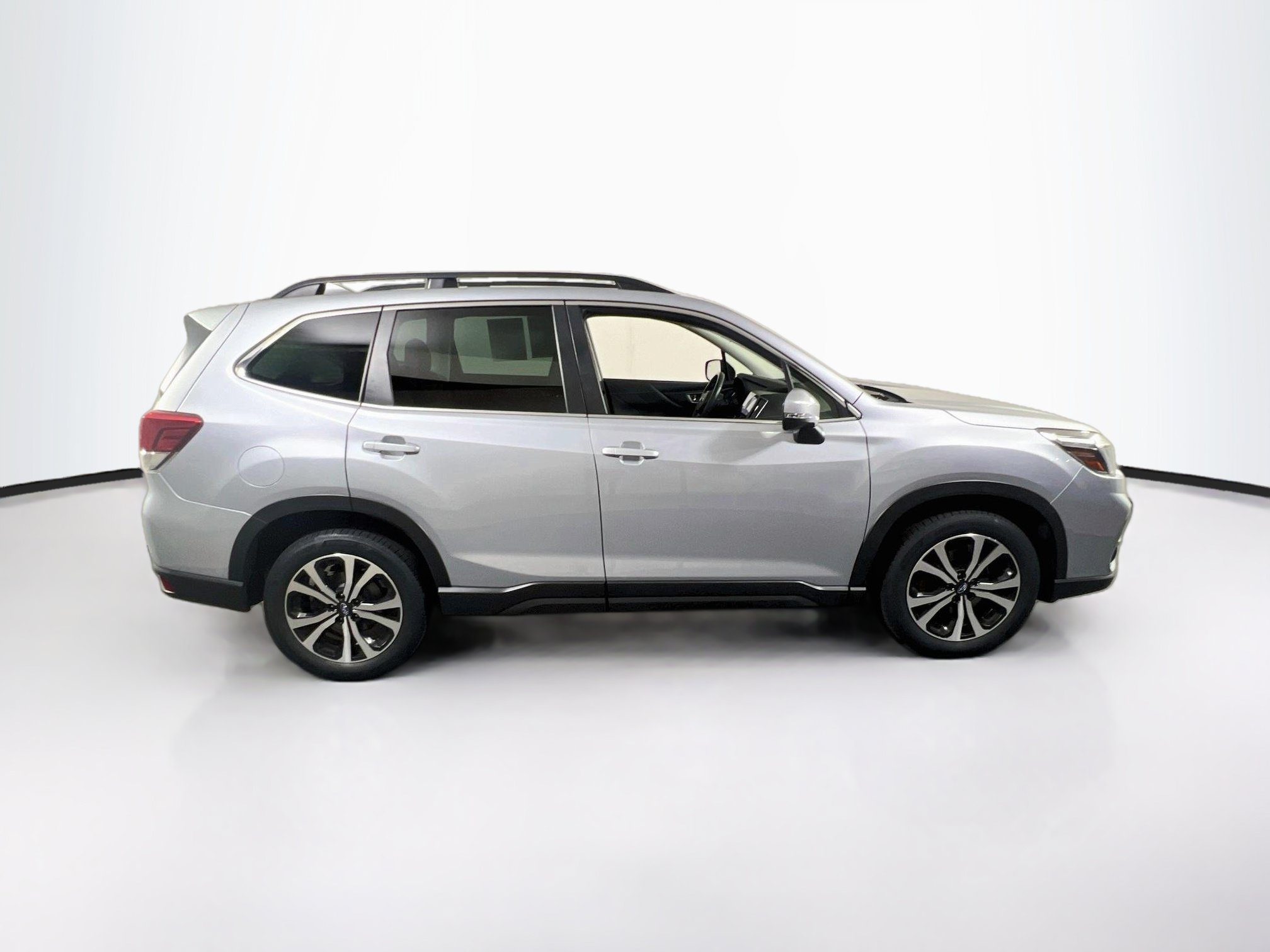 Used 2021 Subaru Forester Limited AWD/4WD image 4