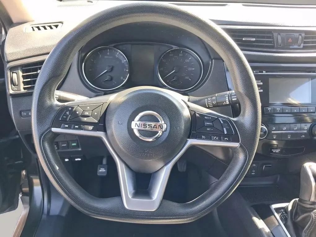Used 2017 Nissan Rogue S AWD/4WD image 21