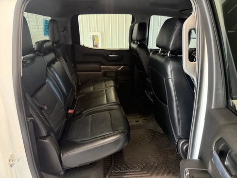 Used 2022 Chevrolet Silverado 1500 LT Trail Boss w/ LPO, Dark Essentials Package AWD/4WD image 22