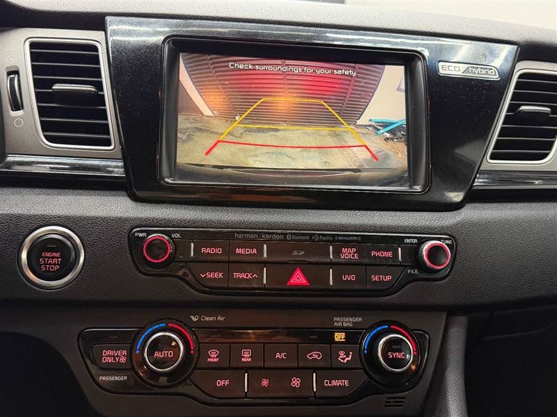 Used 2018 Kia Niro EX w/ EX Touring Graphite Edition FWD image 13
