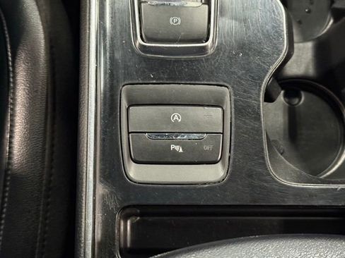 Used 2020 Ford Edge Titanium image 47