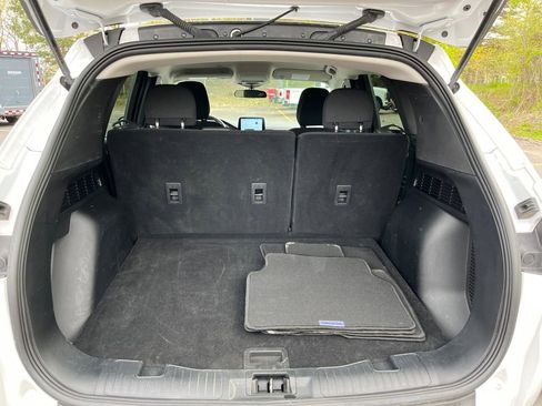 Certified 2025 Ford Escape Active AWD/4WD image 20