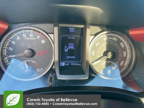 Used 2017 Toyota Tacoma TRD Off-Road image 15