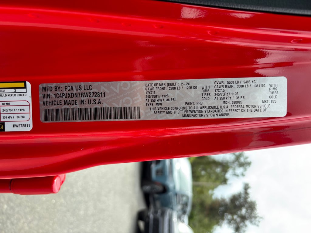Used 2024 Jeep Wrangler Unlimited Sport AWD/4WD image 30