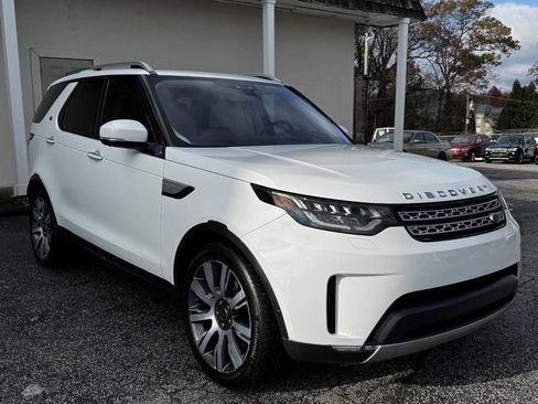 Used 2017 Land Rover Discovery HSE Luxury image 7