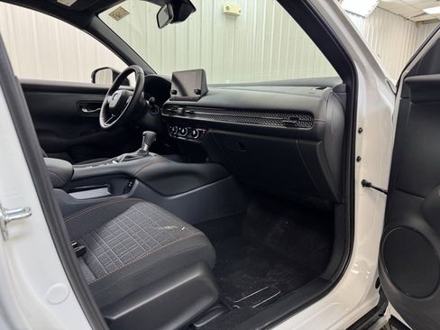 Used 2025 Honda HR-V Sport image 23