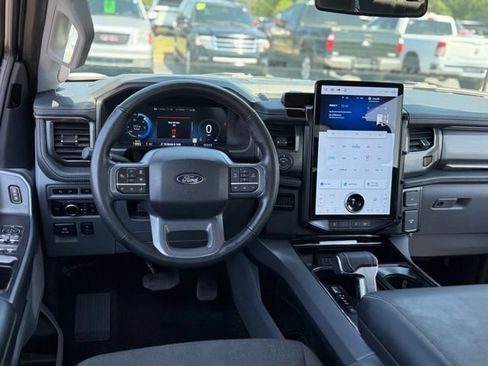 Used 2024 Ford F150 Lightning Flash AWD/4WD image 7