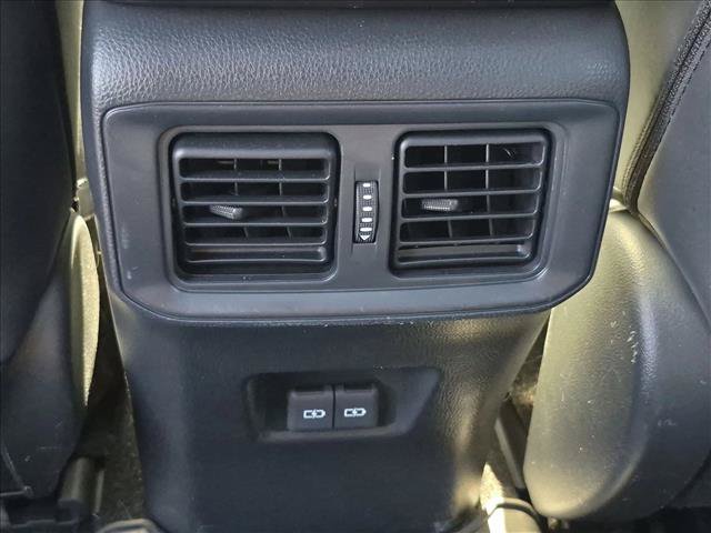 Used 2023 Toyota RAV4 XSE AWD/4WD image 18