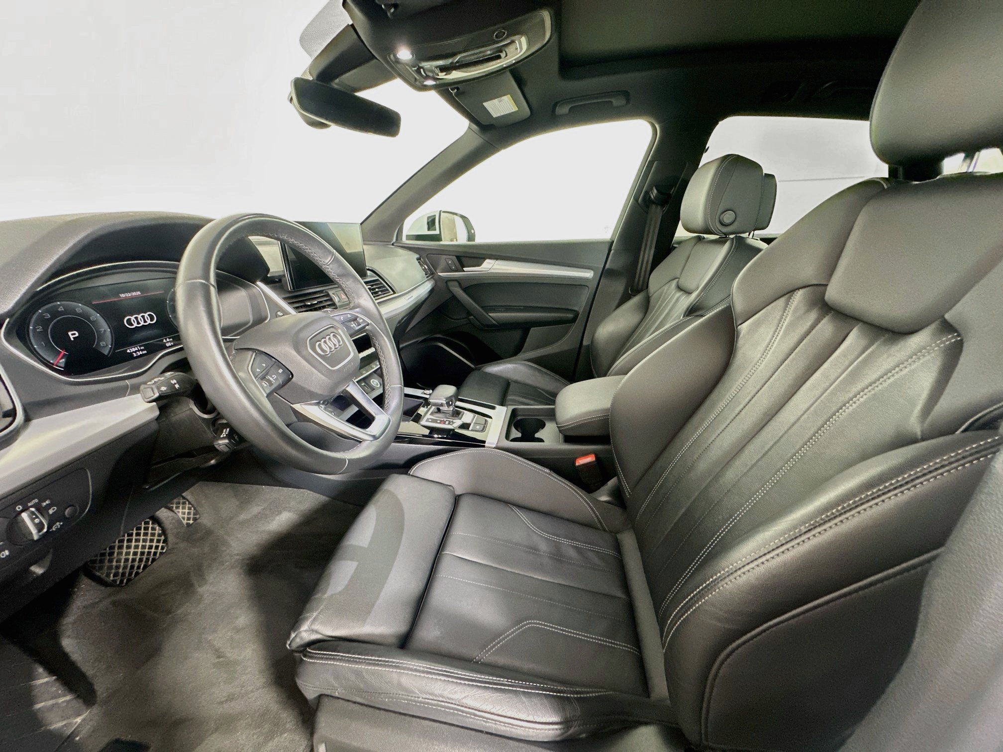 Used 2025 Audi Q5 2.0T Premium AWD/4WD image 13