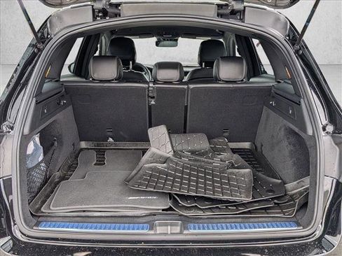 Used 2022 Mercedes-Benz GLC 300 4MATIC image 6