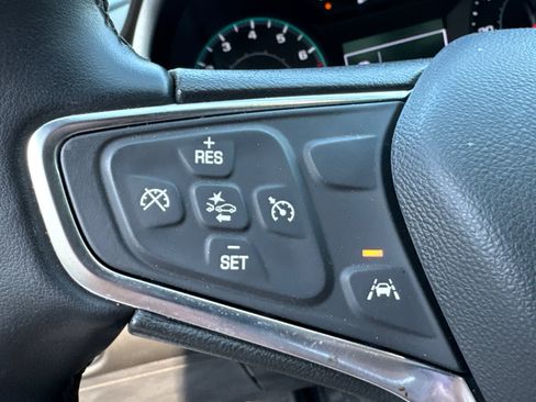 Used 2025 Chevrolet Malibu RS FWD image 23