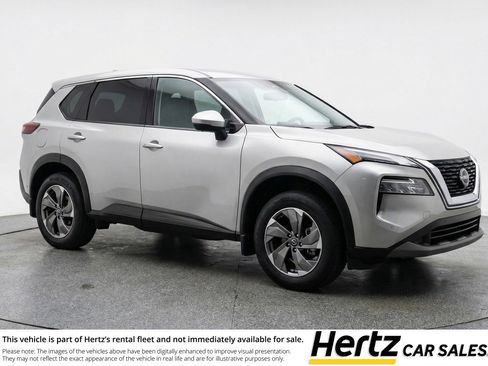 Used 2025 Nissan Rogue SV image 1