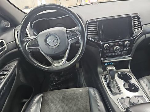 Used 2020 Jeep Grand Cherokee Laredo w/ Quick Order Package 2BN North AWD/4WD image 16