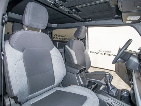 Used 2021 Ford Bronco 2-Door AWD/4WD image 16