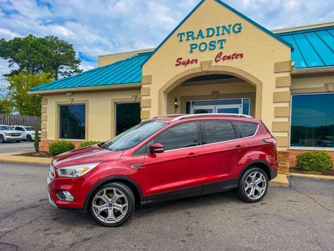Used 2017 Ford Escape Titanium w/ Equipment Group 301A FWD image 27