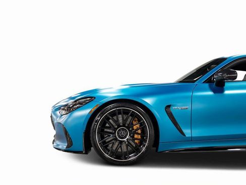 Used 2024 Mercedes-Benz AMG GT 63 image 14