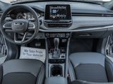 New 2025 Jeep Compass Latitude image 6