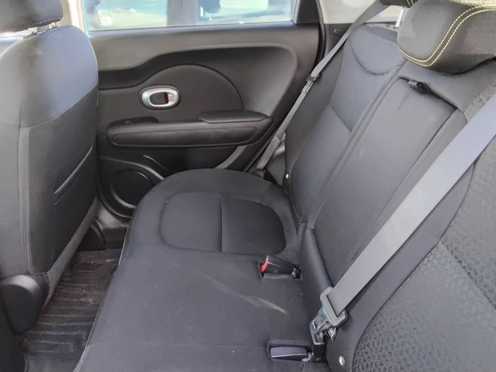 Used 2016 Kia Soul + w/ Designer's Package FWD image 10