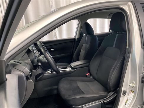 Used 2023 Nissan Sentra SV image 10