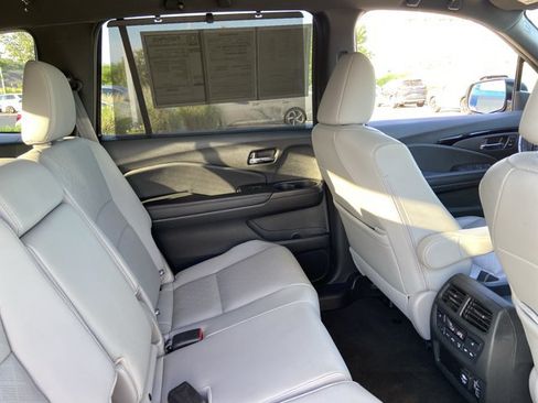 Used 2020 Honda Passport Touring image 21