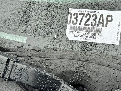 Used 2022 Nissan Versa SR image 27