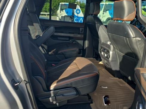 Used 2020 Ford Expedition Max King Ranch RWD image 7