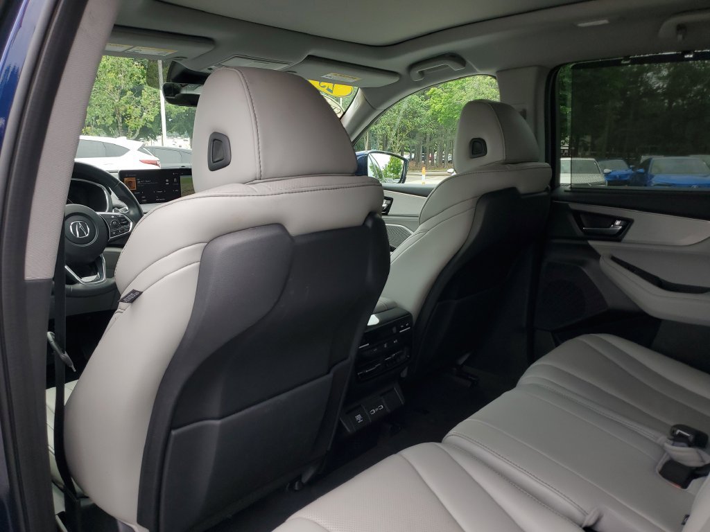 Certified 2023 Acura MDX w/ Technology Package FWD image 12