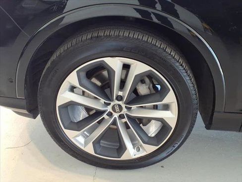 Certified 2023 Audi Q7 3.0T Premium Plus w/ Premium Plus Package AWD/4WD image 8