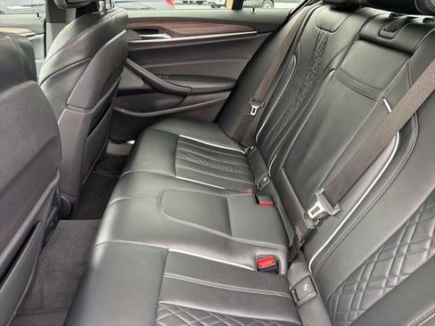 Used 2018 BMW M550i xDrive w/ Driving Assistance Package image 7