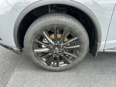 Used 2023 Nissan Murano SV w/ SV Midnight Edition Package image 10