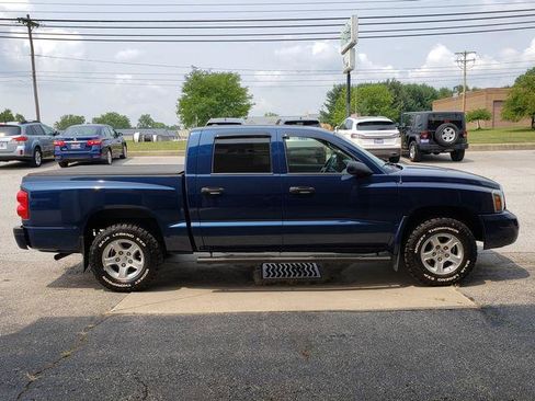 Used 2007 Dodge Dakota SLT w/ Popular Equipment Group RWD image 7