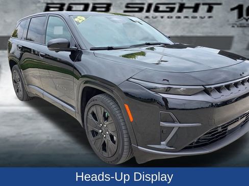 Used 2025 Jeep Wagoneer S Launch Edition image 9