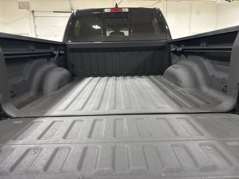Used 2022 RAM 1500 Big Horn AWD/4WD image 24