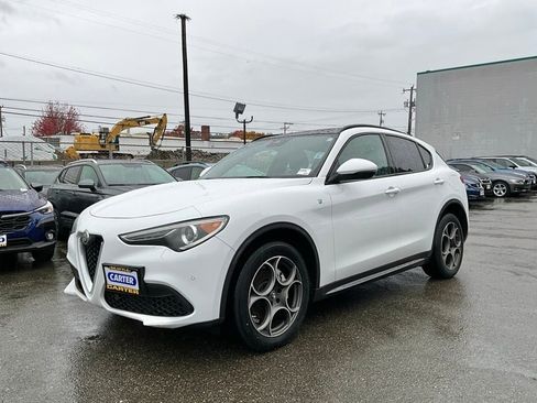 Used 2022 Alfa Romeo Stelvio Ti w/ Active Assist Plus Package image 3