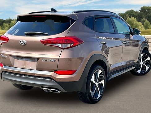 Used 2016 Hyundai Tucson Limited w/ Option Group 03 FWD image 12