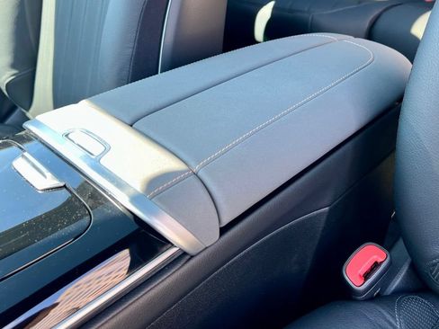 Certified 2023 Mercedes-Benz EQS 450+ 4MATIC SUV image 37