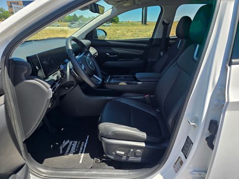 Used 2025 Hyundai Tucson Limited AWD/4WD image 11