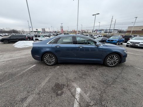 Used 2019 Lincoln MKZ Premiere image 6