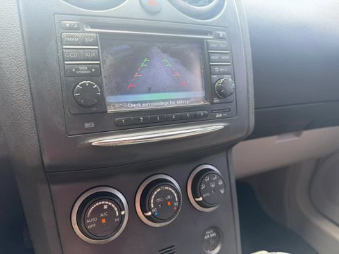 Used 2012 Nissan Rogue SV w/ Premium Pkg FWD image 17