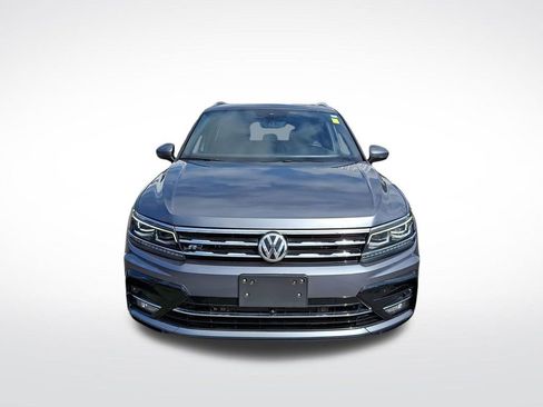 Used 2021 Volkswagen Tiguan SEL Premium R-Line image 2