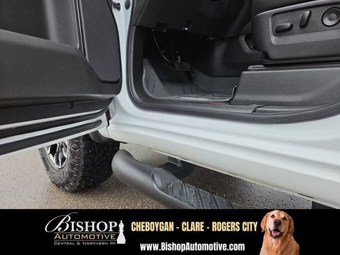 Used 2023 Chevrolet Silverado 1500 ZR2 w/ Technology Package AWD/4WD image 22