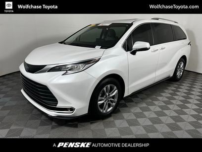 Certified 2023 Toyota Sienna Limited