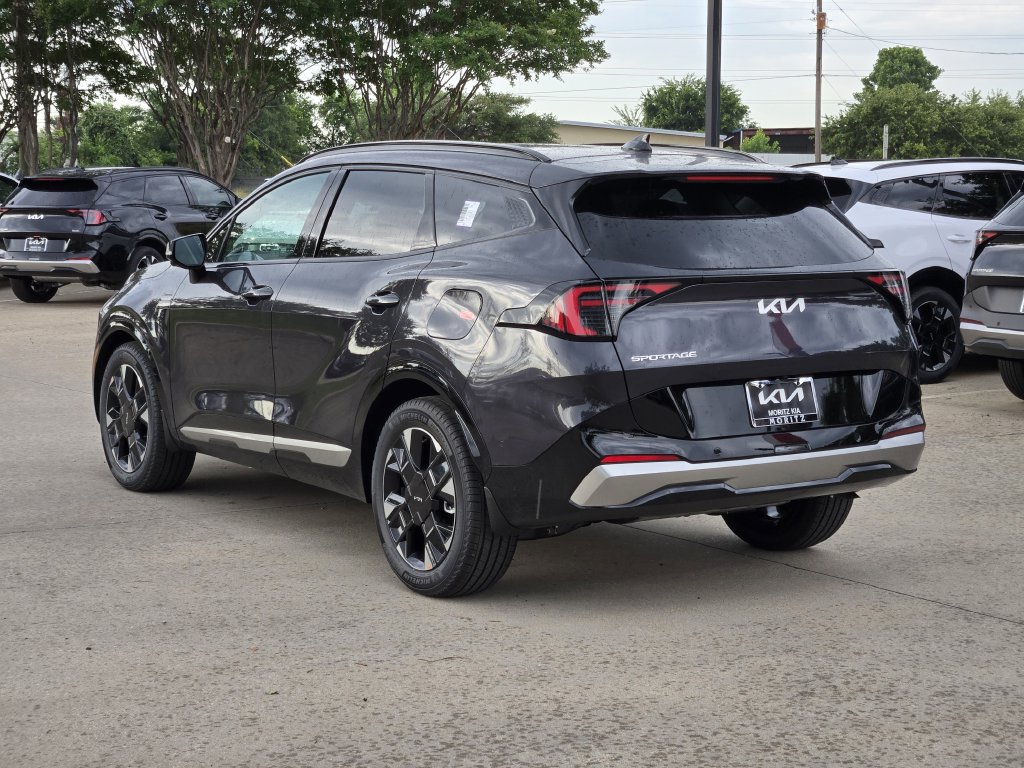 New 2026 Kia Sportage SX FWD image 3