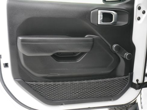 Used 2023 Jeep Wrangler Sport image 16