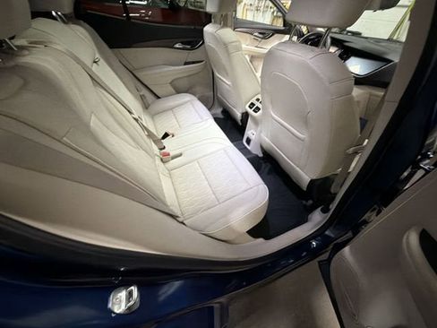 Used 2023 Buick Envision Avenir image 27