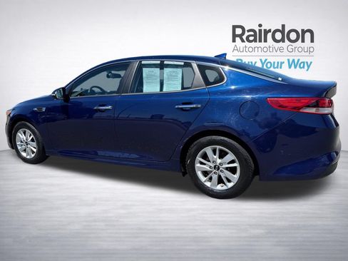 Used 2017 Kia Optima LX w/ Convenience Plus Package FWD image 5