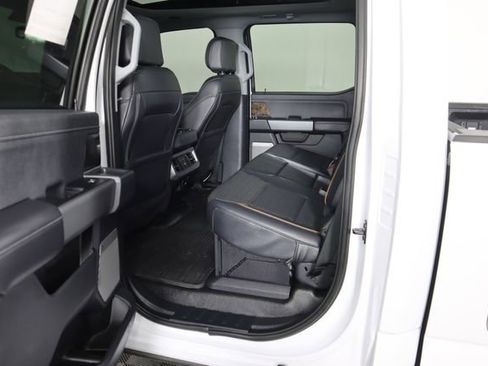 Used 2025 Ford F250 Lariat w/ Lariat Ultimate Package image 75